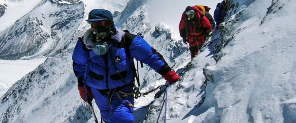 How Many People Die on the Mount Everest each Year?